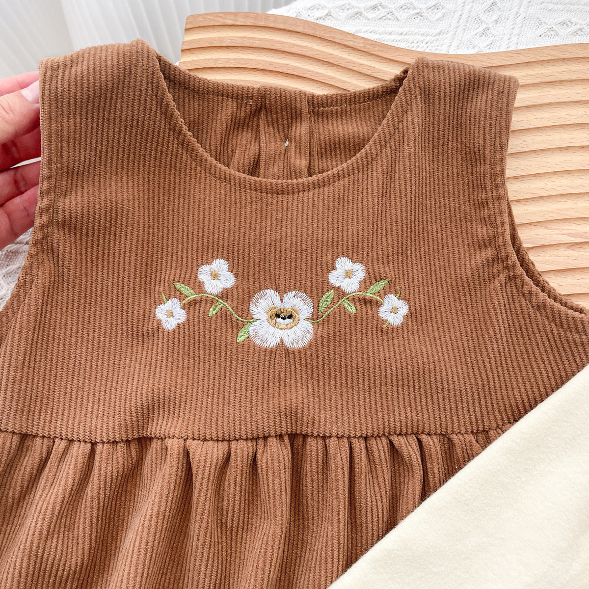Spring and Autumn Baby Kids Girls Flowers Embroidered Pattern